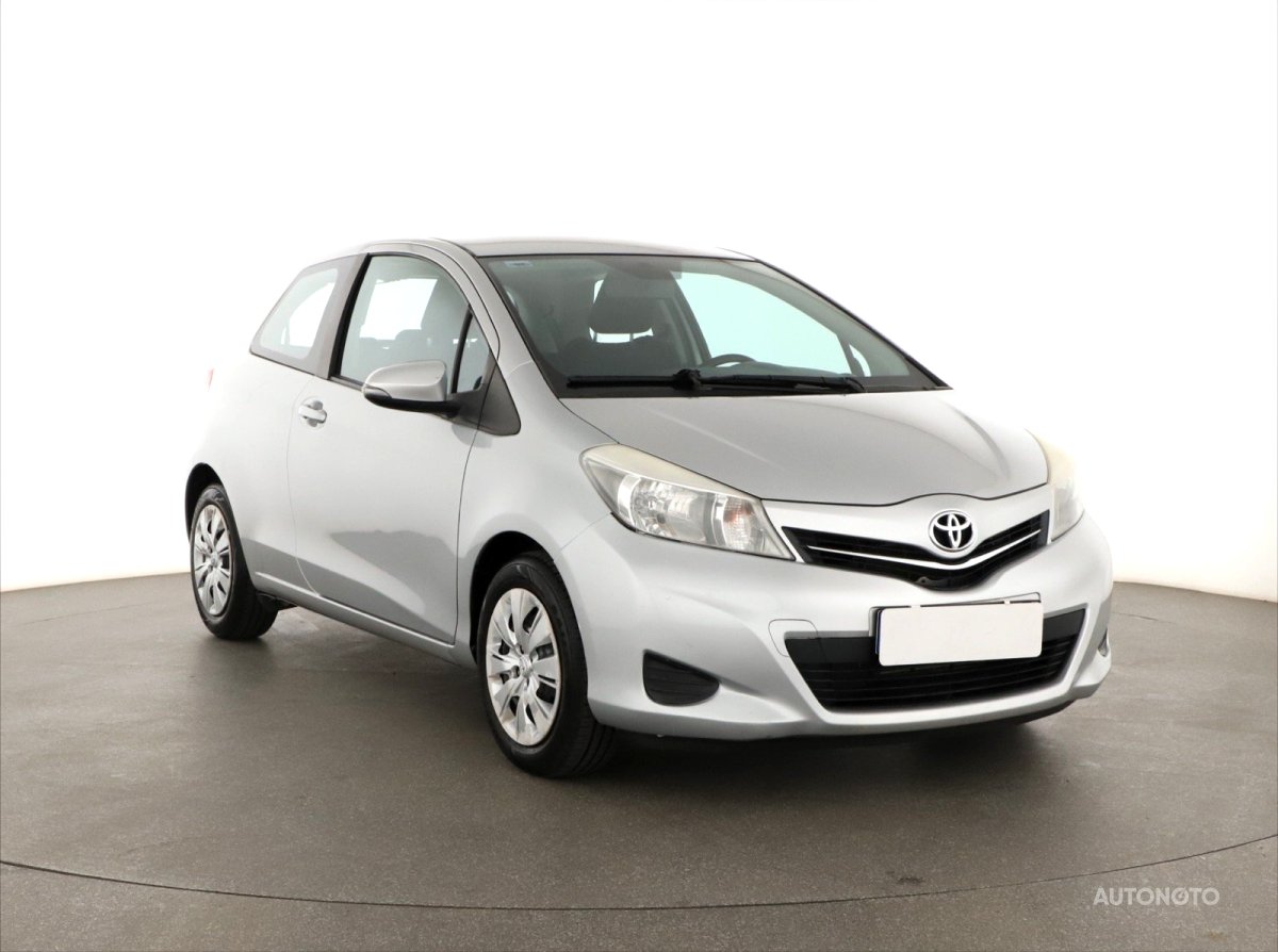 Toyota Yaris, 2012 - celkový pohled