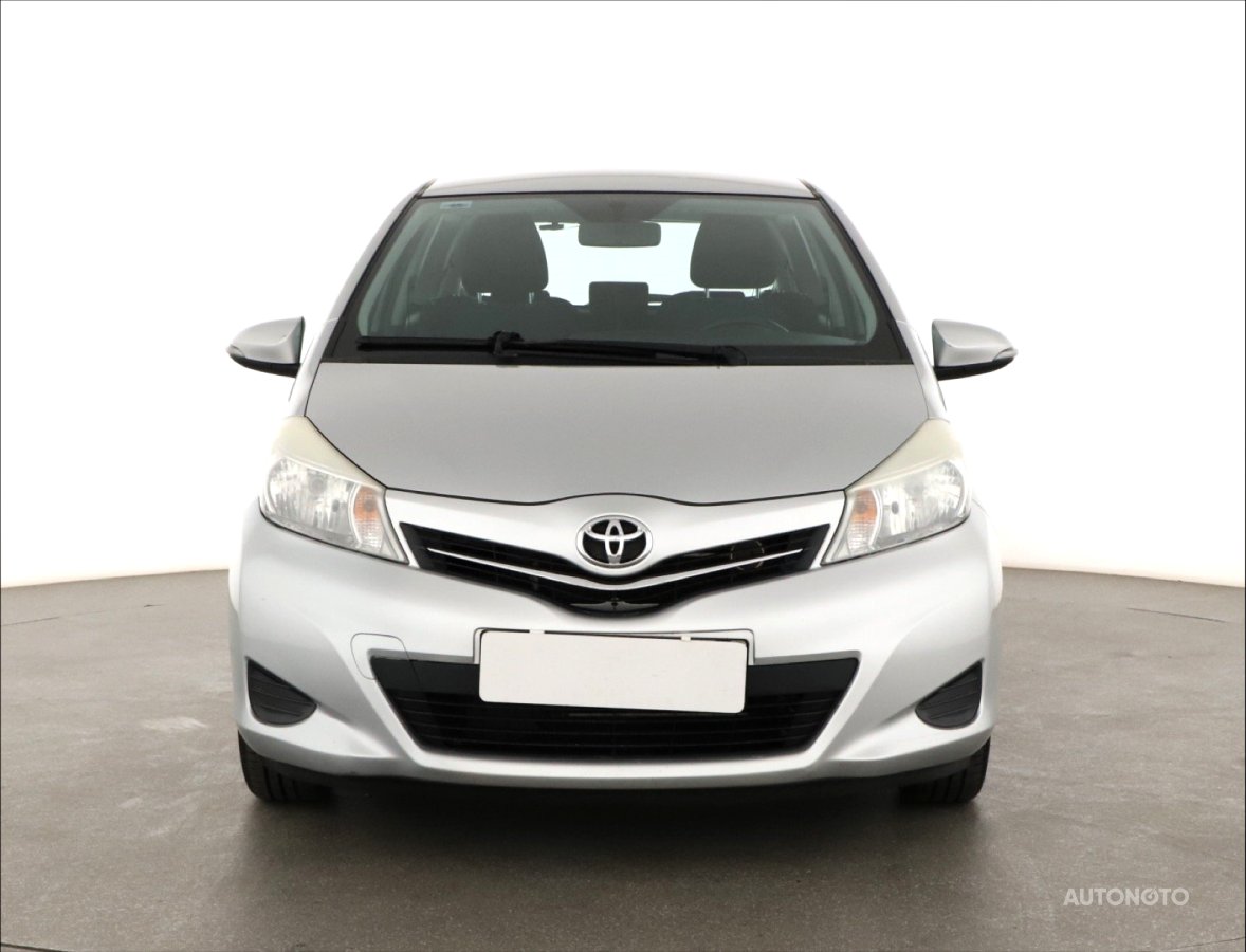 Toyota Yaris, 2012 - pohled č. 2