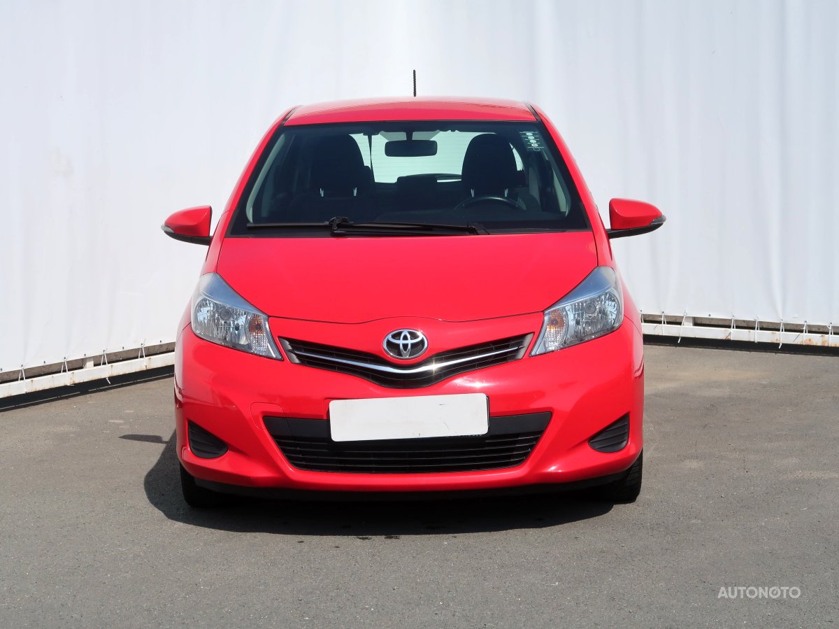 Toyota Yaris, 2013 - pohled č. 2