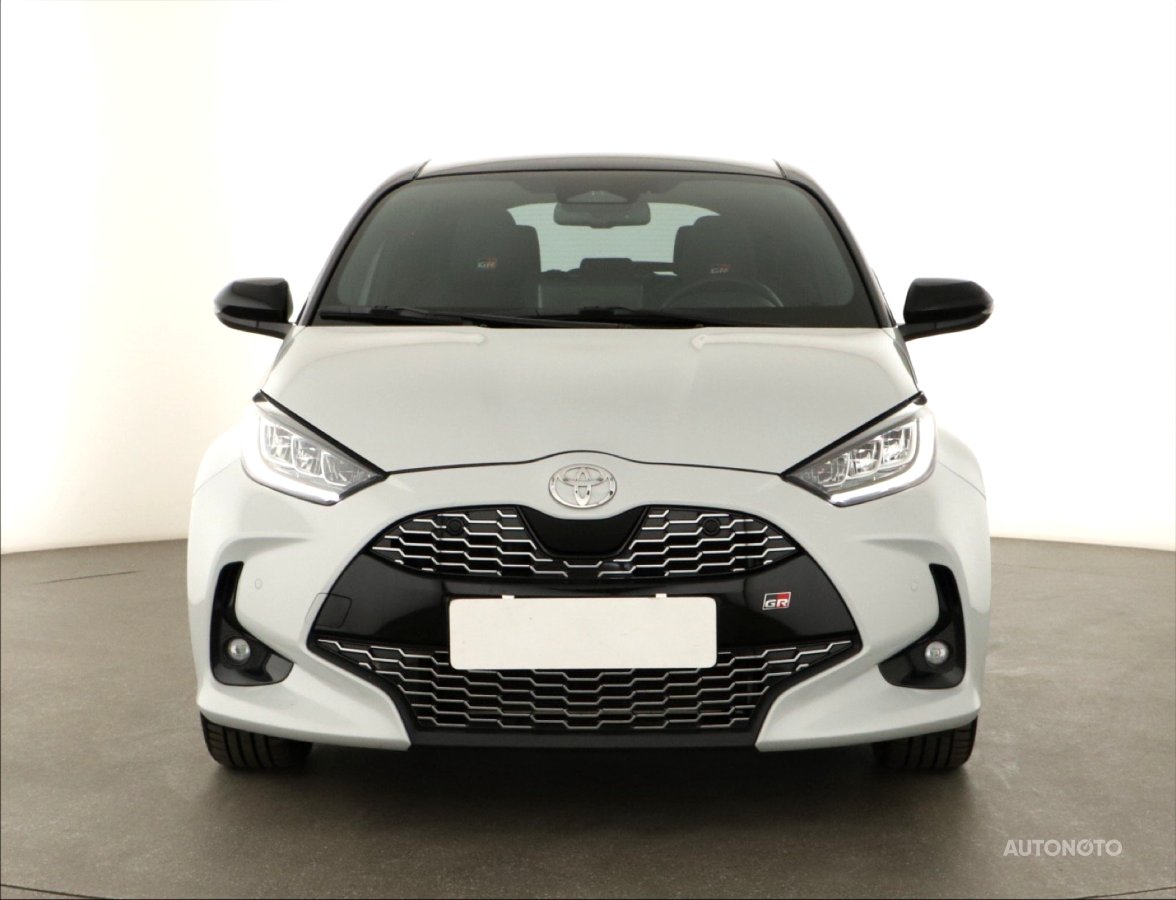 Toyota Yaris, 2024 - pohled č. 2