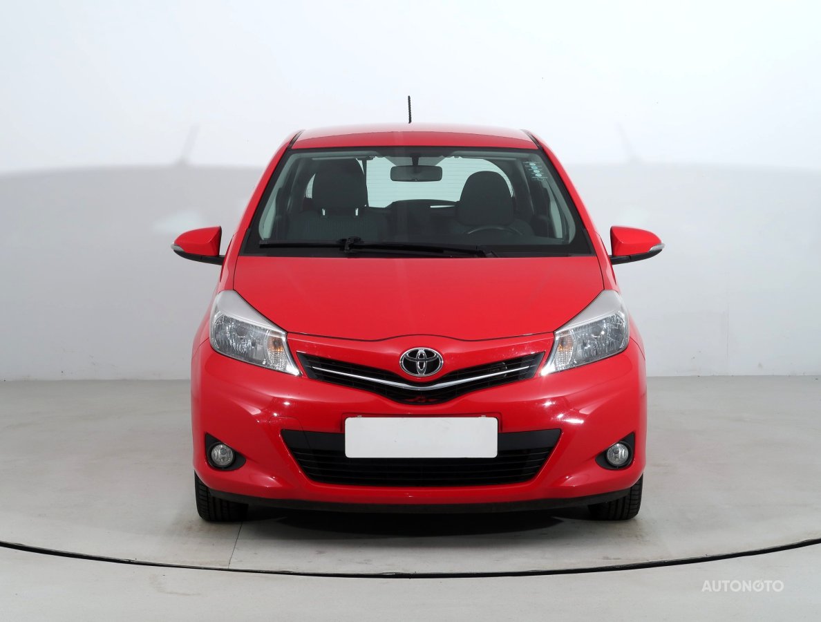 Toyota Yaris, 2012 - pohled č. 2