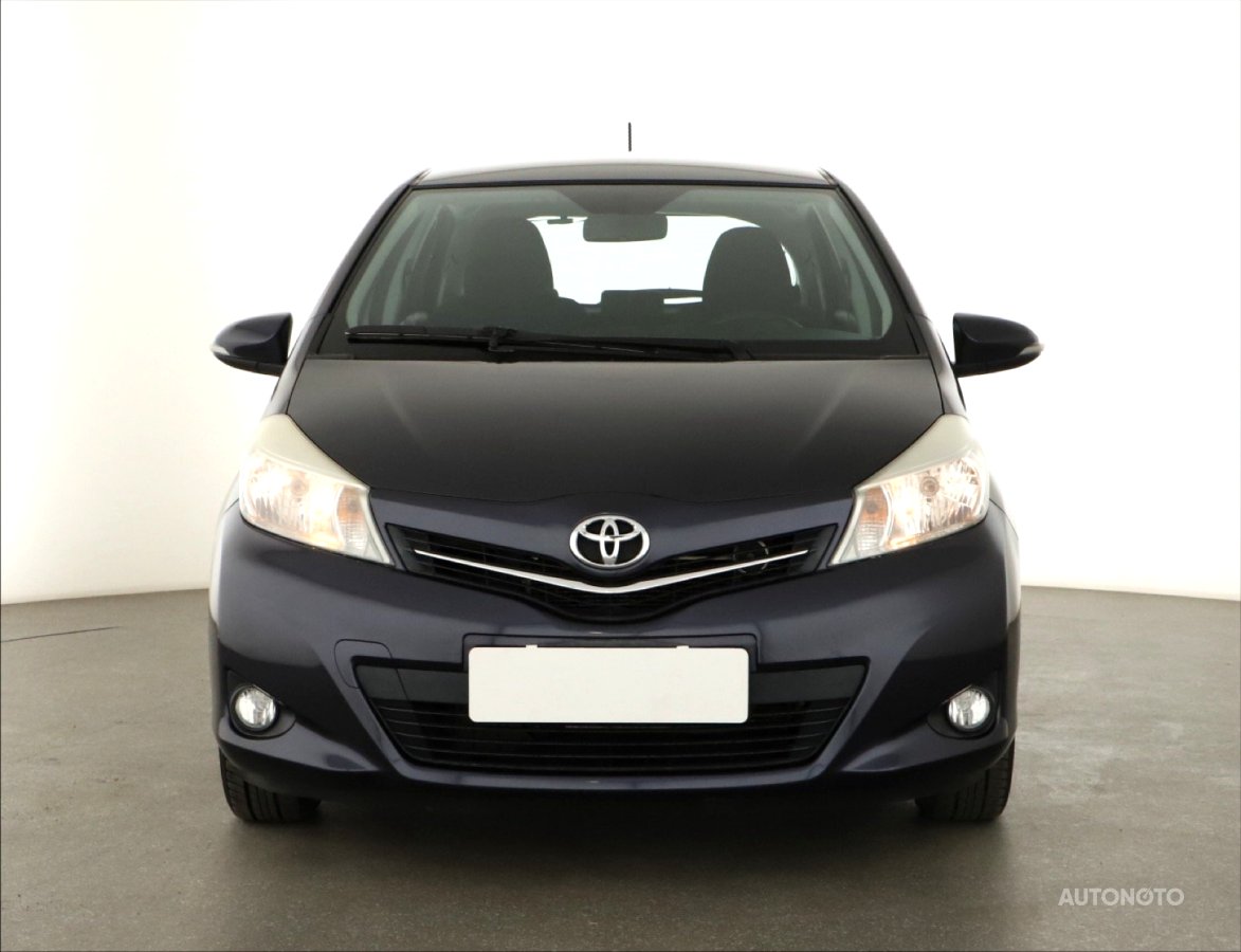 Toyota Yaris, 2013 - pohled č. 2