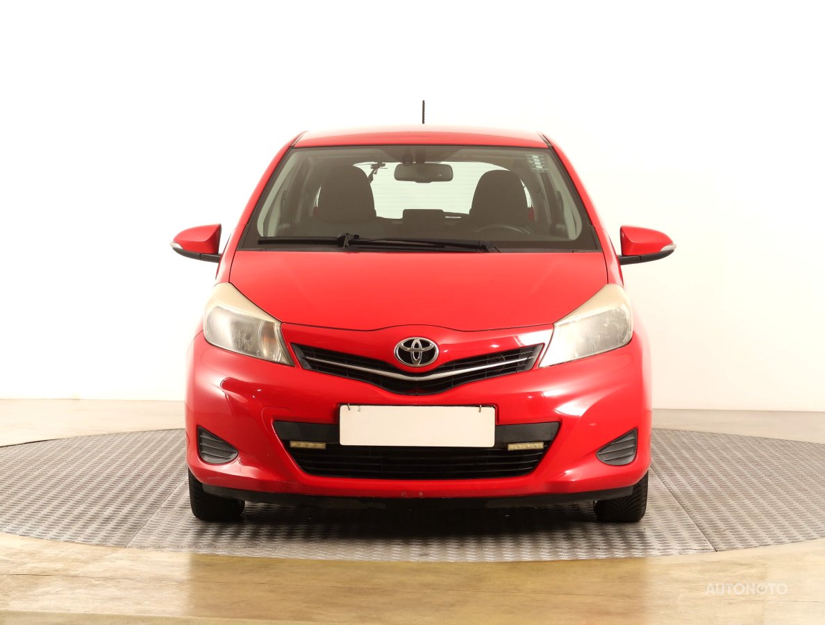Toyota Yaris, 2013 - pohled č. 2