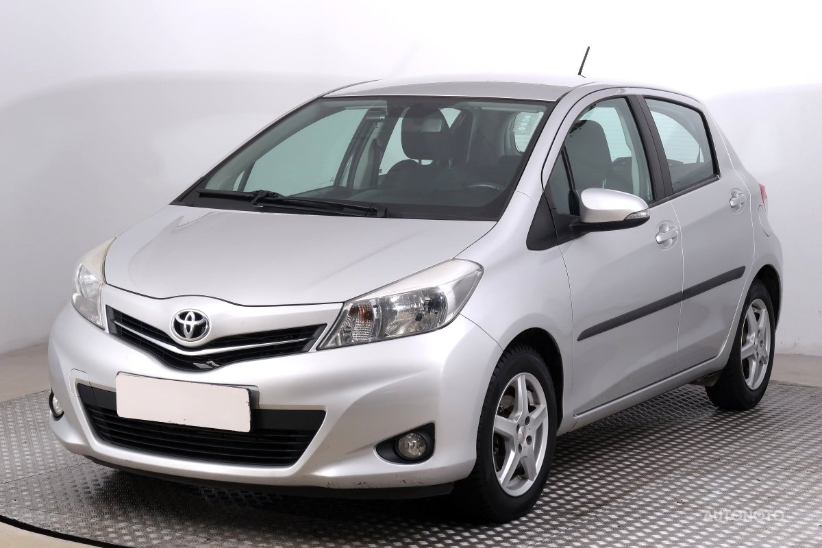 Toyota Yaris, 2013 - pohled č. 3