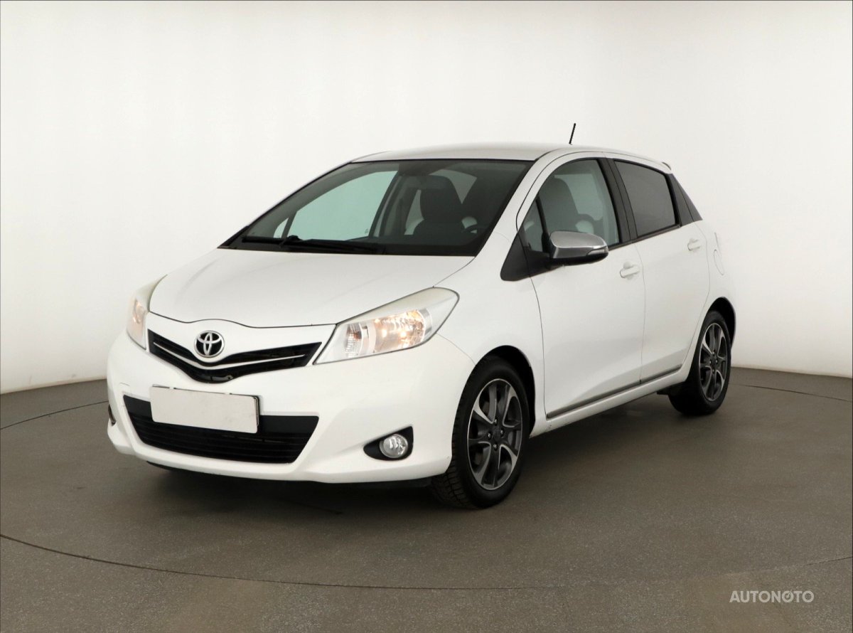 Toyota Yaris, 2013 - pohled č. 3