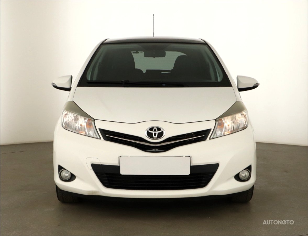 Toyota Yaris, 2011 - pohled č. 2