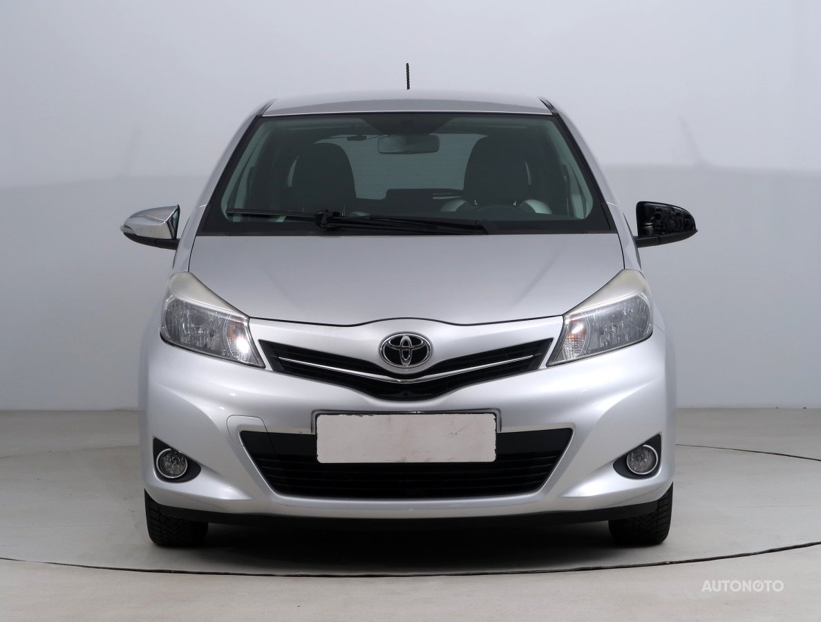 Toyota Yaris, 2013 - pohled č. 2