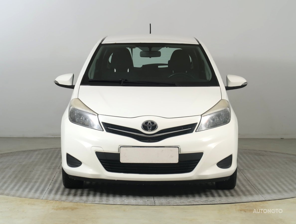 Toyota Yaris, 2013 - pohled č. 2