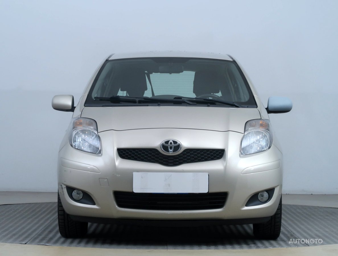 Toyota Yaris, 2010 - pohled č. 2