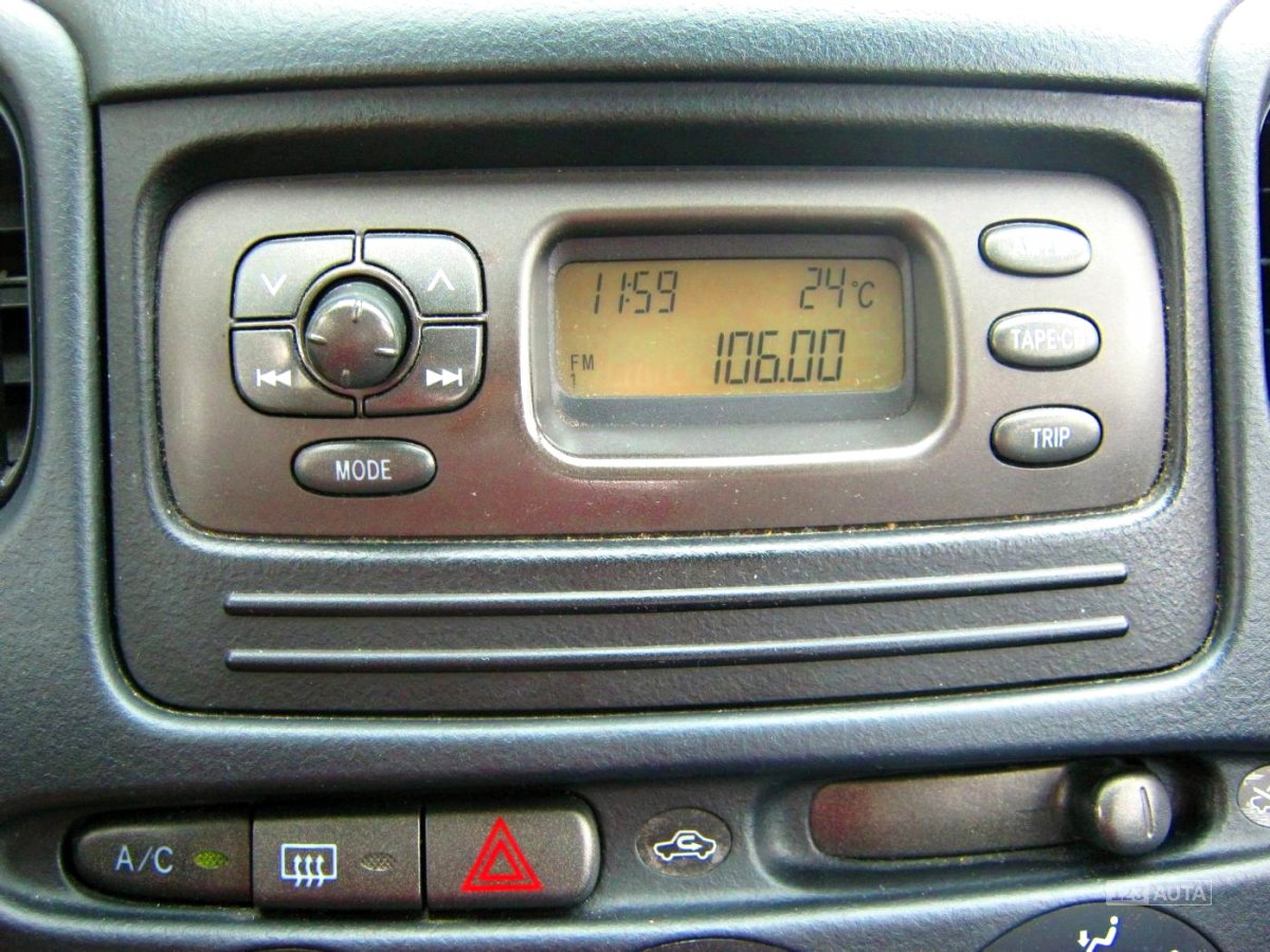 Toyota Yaris, 2000 - pohled č. 26