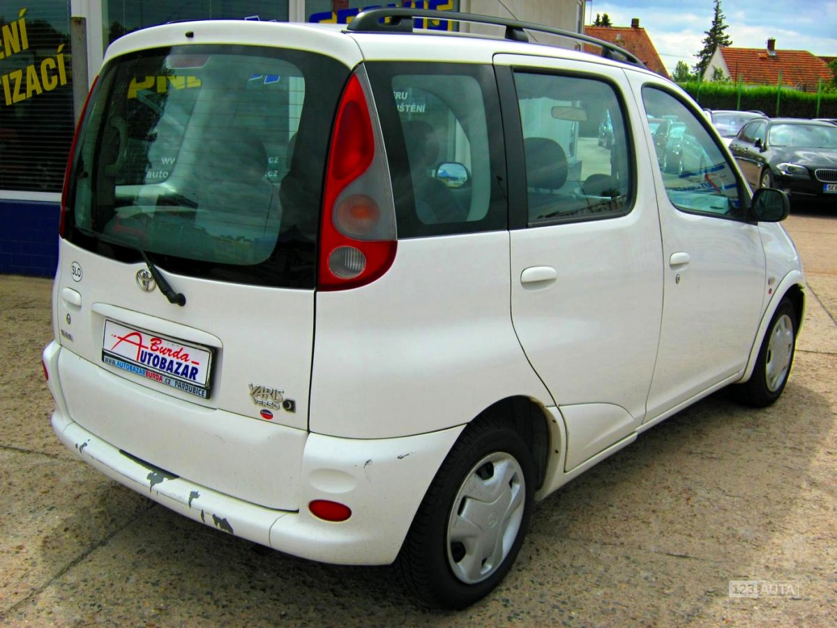 Toyota Yaris, 2000 - pohled č. 9