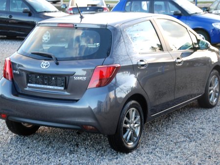 Toyota Yaris, 2015 - pohled č. 3