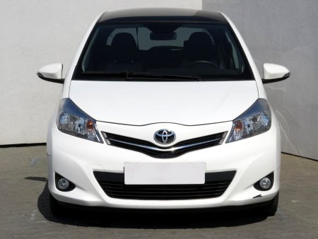Toyota Yaris, 2012 - pohled č. 2