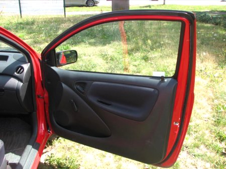 Toyota Yaris, 2004 - pohled č. 7