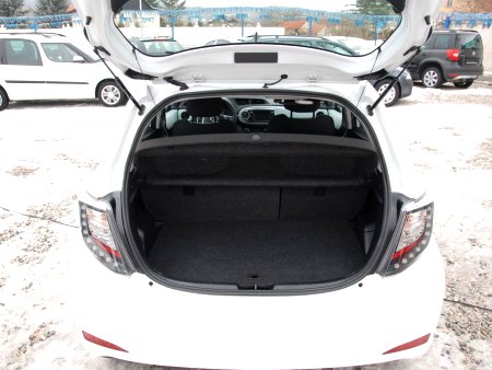 Toyota Yaris, 2013 - pohled č. 8