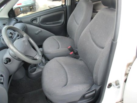 Toyota Yaris, 1999 - pohled č. 12