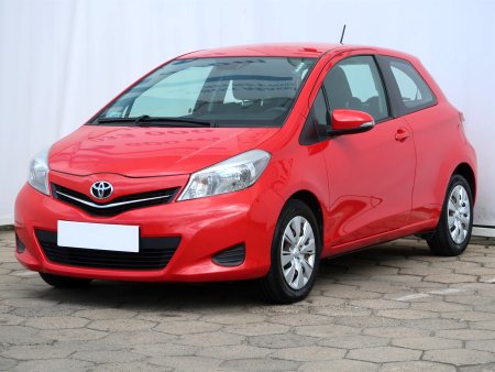 Toyota Yaris, 2013 - pohled č. 3
