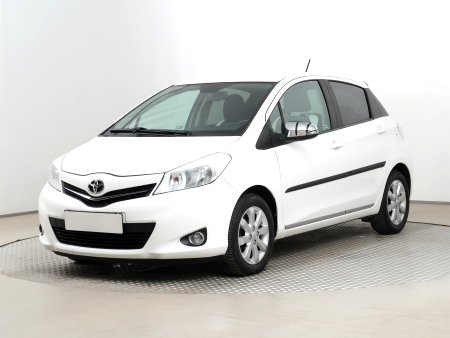 Toyota Yaris, 2013 - pohled č. 3