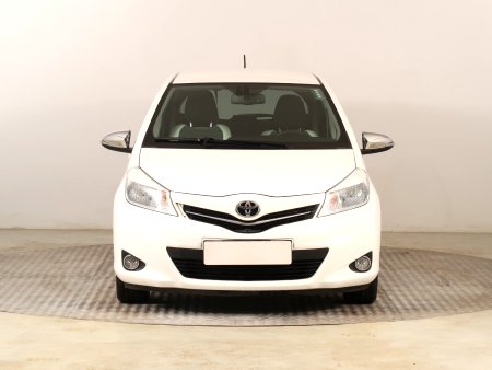 Toyota Yaris, 2013 - pohled č. 2