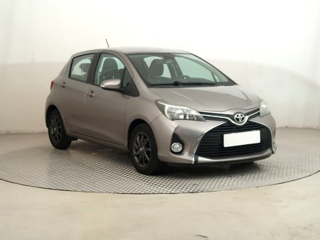 Toyota Yaris, 2015