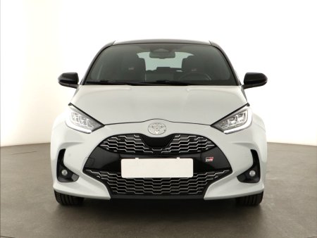 Toyota Yaris, 2024 - pohled č. 2