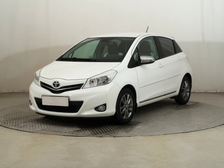 Toyota Yaris, 2013 - pohled č. 3