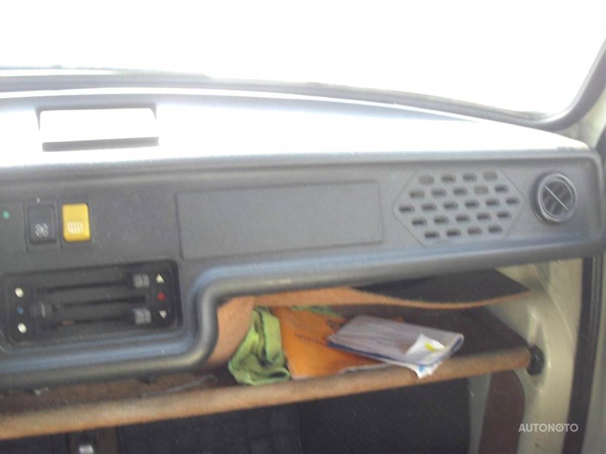 Trabant 601S, 1990 - pohled č. 10