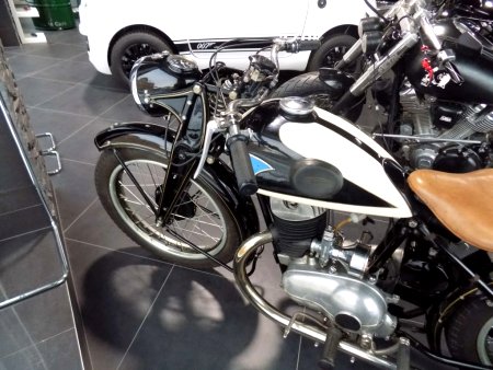 Triumph 350 Werke, 1938 - pohled č. 5