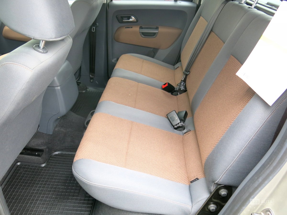 Volkswagen Amarok, 2015 - pohled č. 15