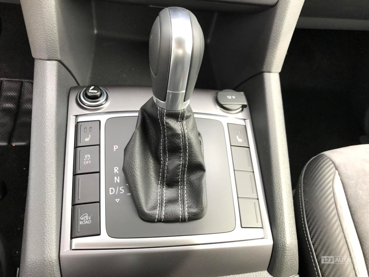 Volkswagen Amarok, 2016 - pohled č. 16