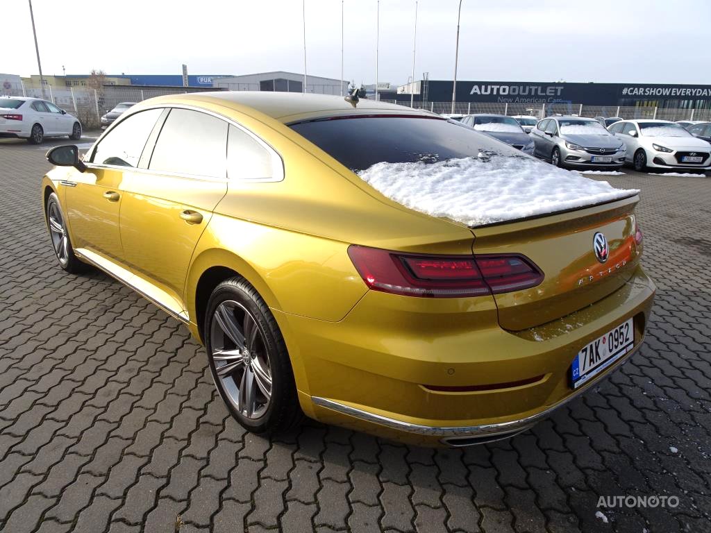 Volkswagen Arteon, 2019 - pohled č. 3