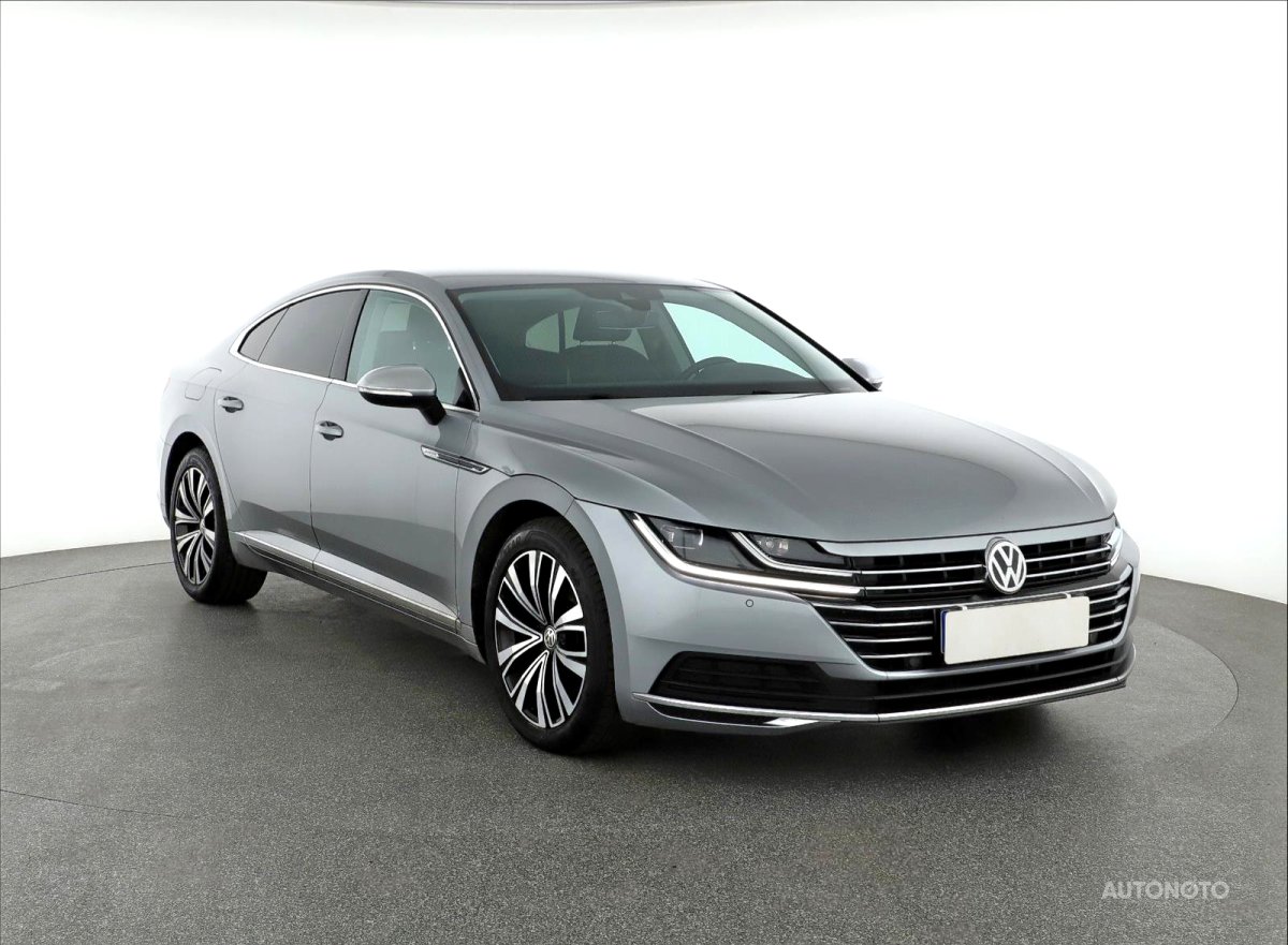 Volkswagen Arteon, 2017 - celkový pohled
