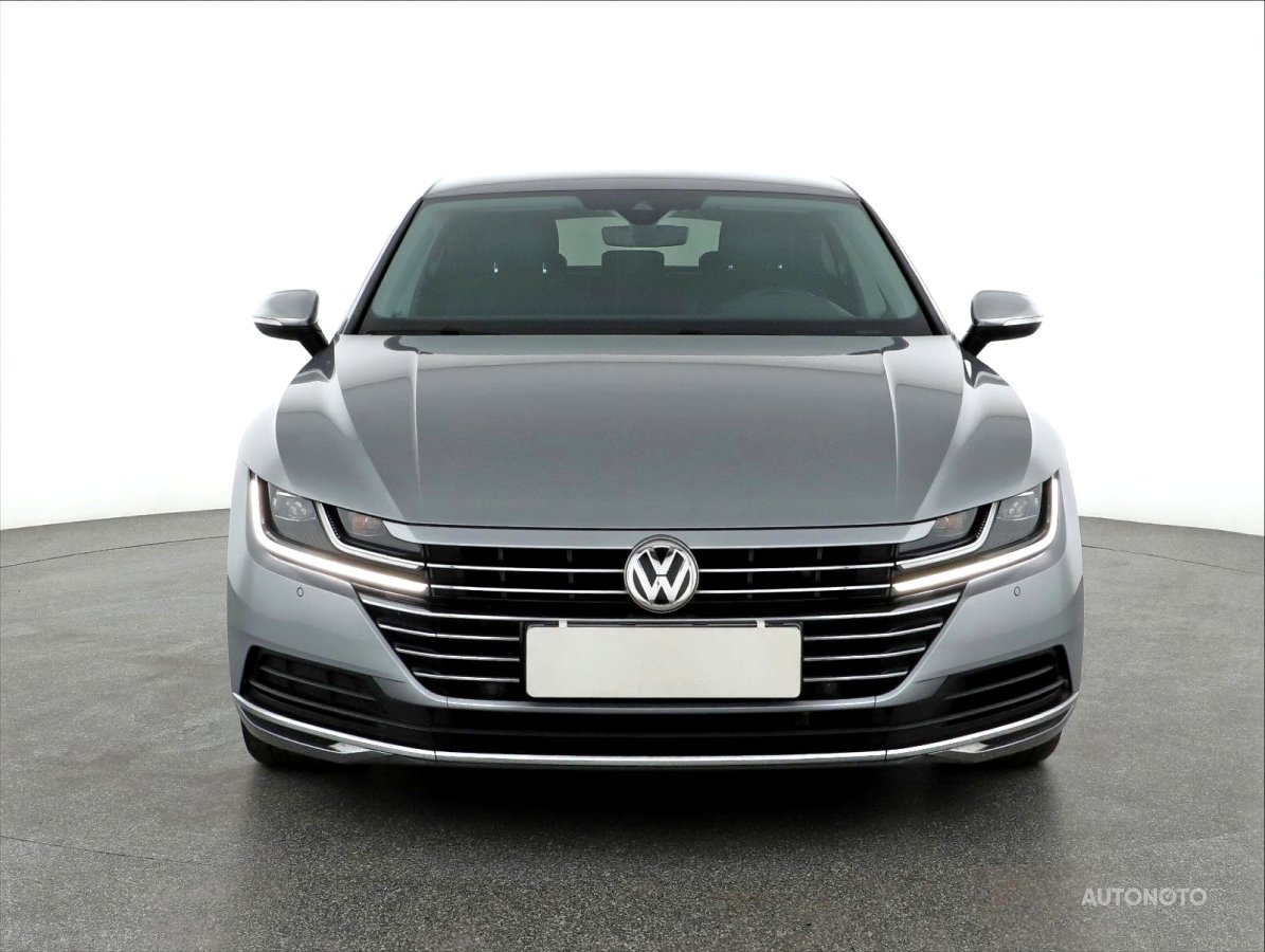 Volkswagen Arteon, 2017 - pohled č. 2