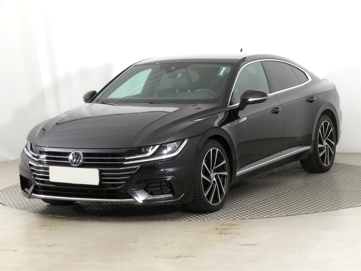 Volkswagen Arteon, 2019 - pohled č. 3