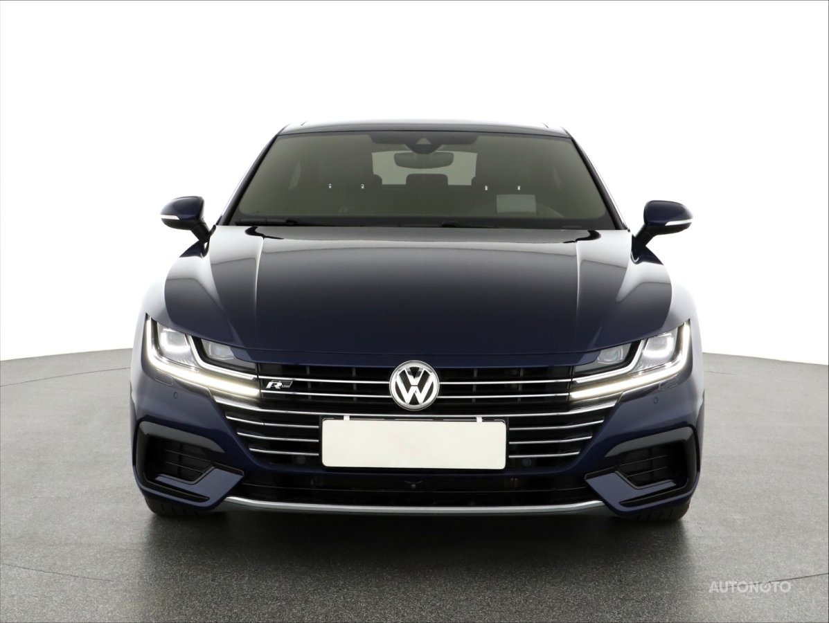 Volkswagen Arteon, 2018 - pohled č. 2