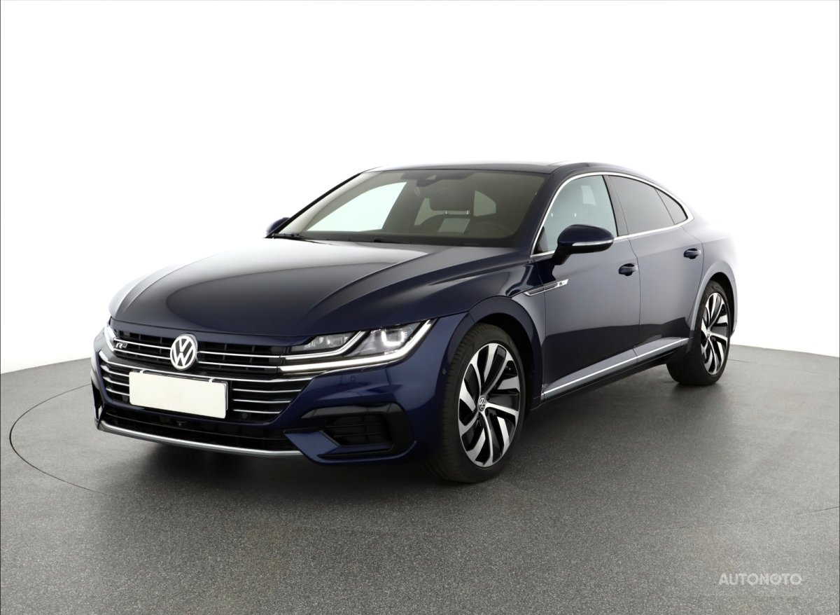 Volkswagen Arteon, 2018 - pohled č. 3