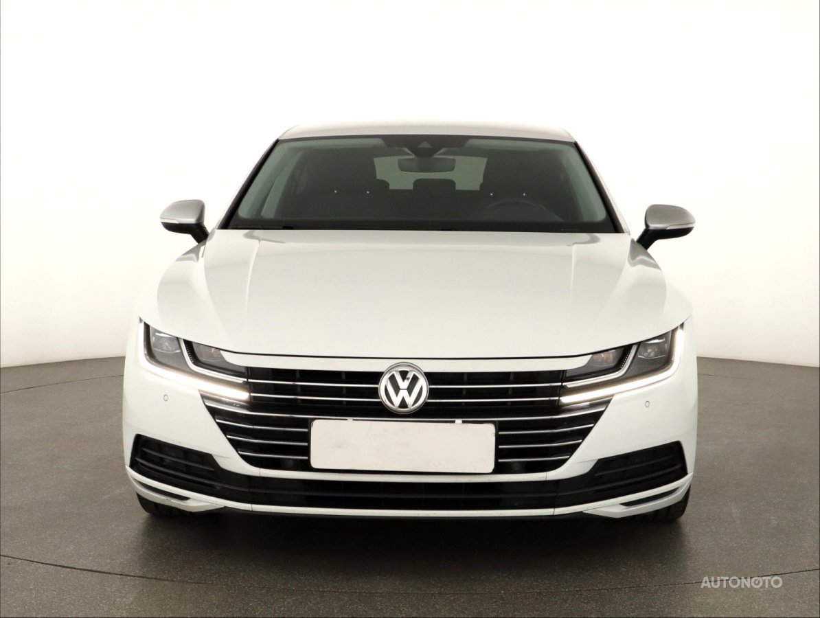 Volkswagen Arteon, 2018 - pohled č. 2