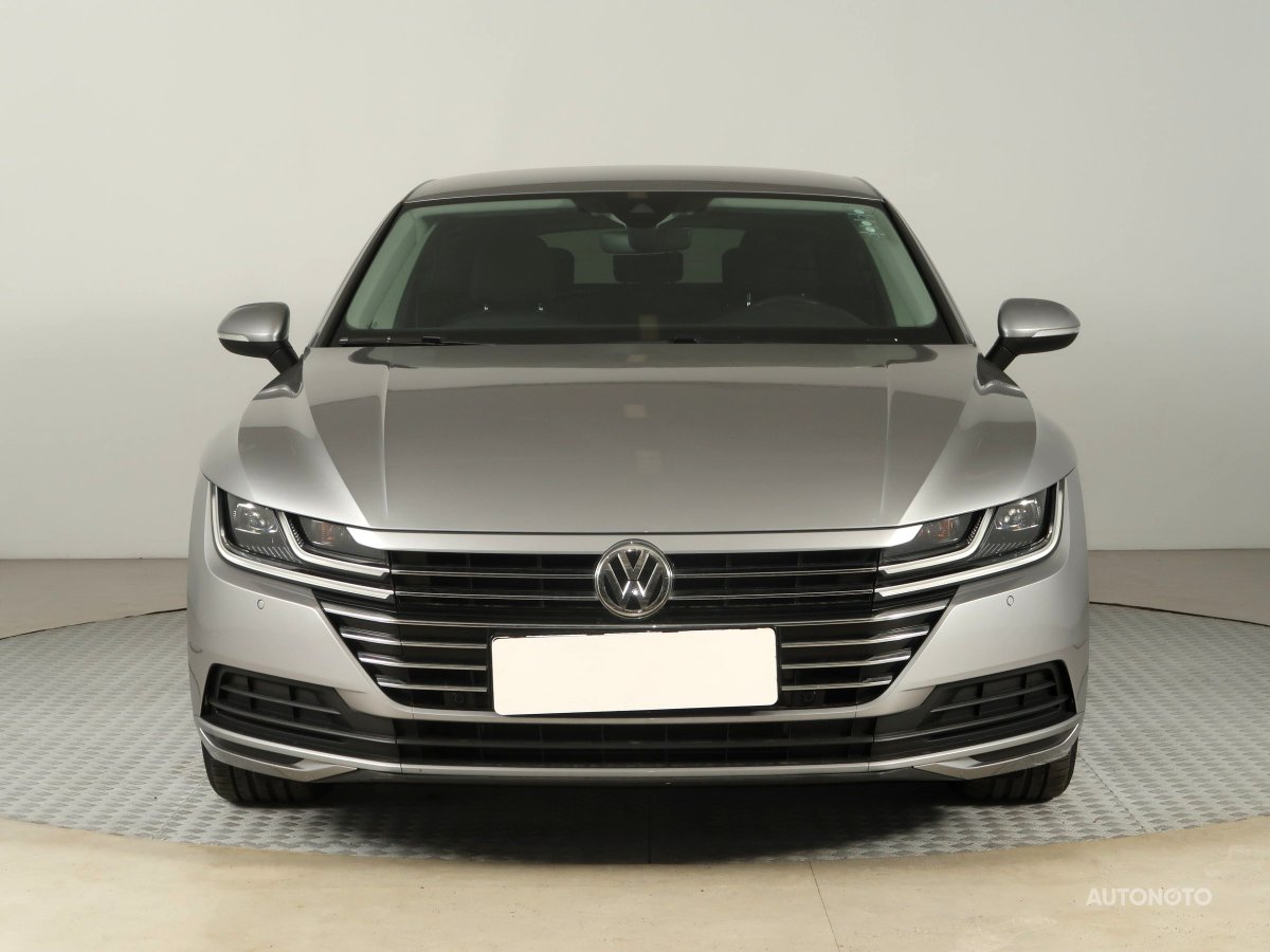 Volkswagen Arteon, 2019 - pohled č. 2