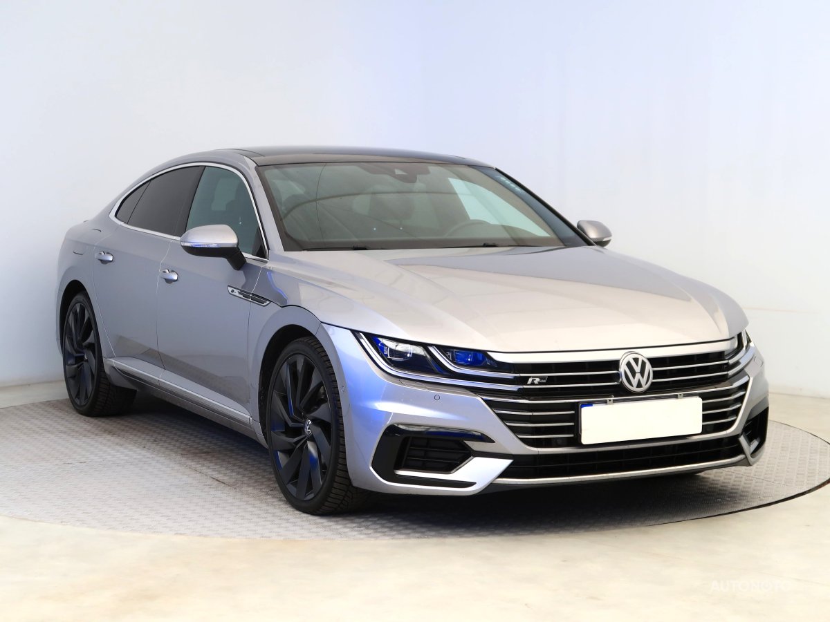 Volkswagen Arteon, 2018 - celkový pohled