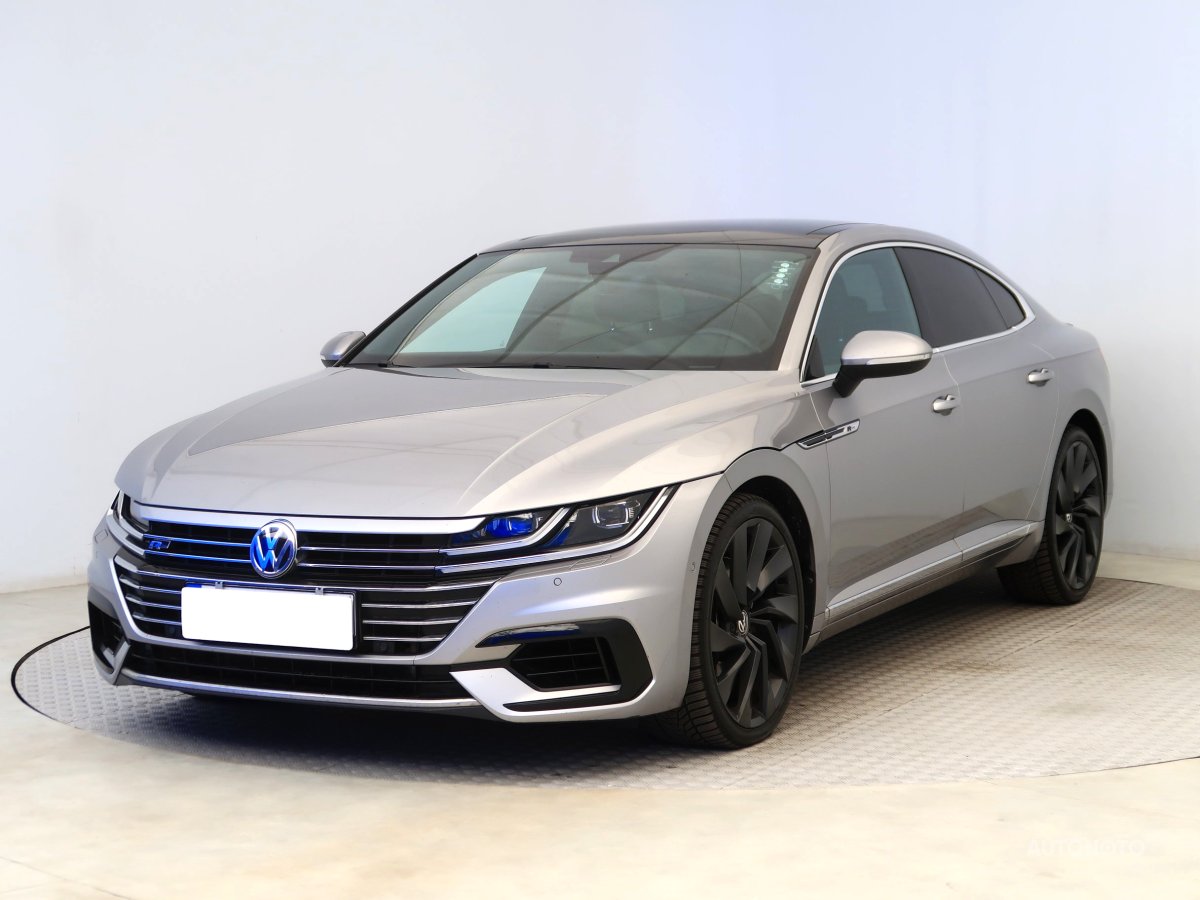 Volkswagen Arteon, 2018 - pohled č. 3