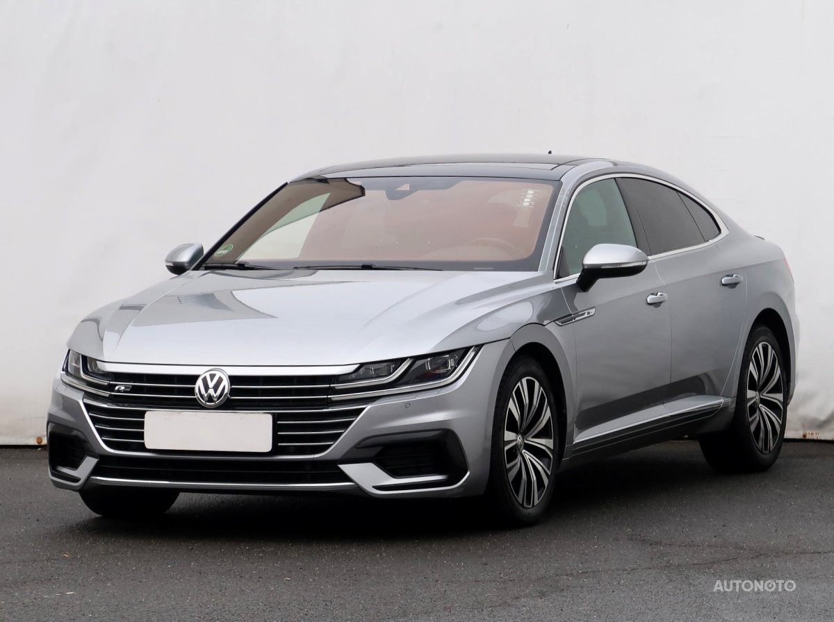 Volkswagen Arteon, 2018 - pohled č. 3