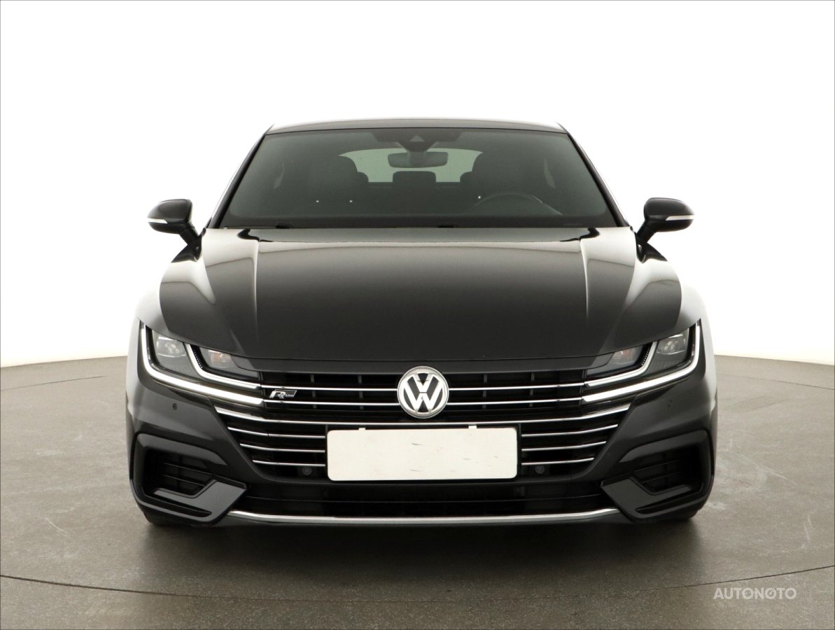 Volkswagen Arteon, 2018 - pohled č. 2