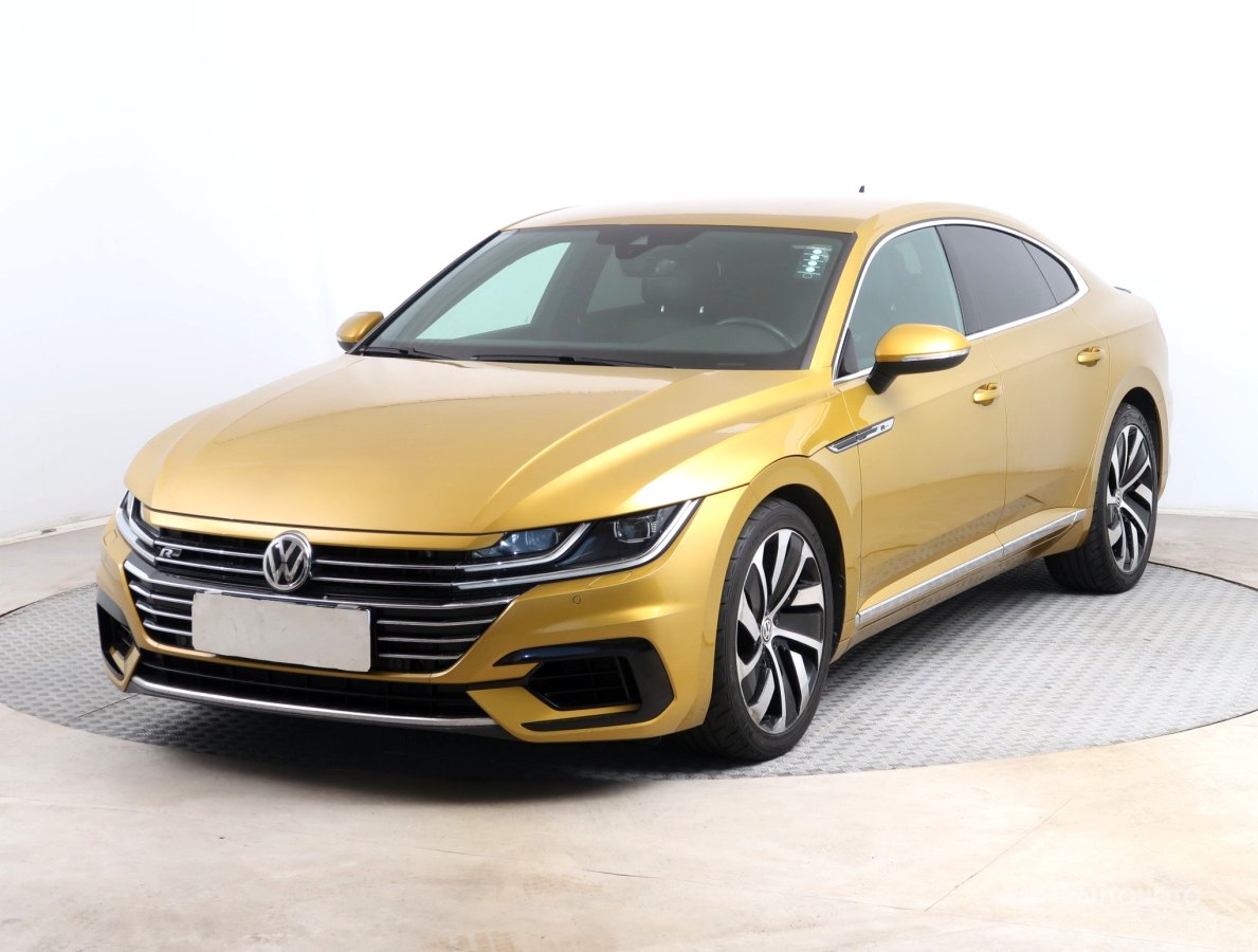 Volkswagen Arteon, 2018 - pohled č. 3