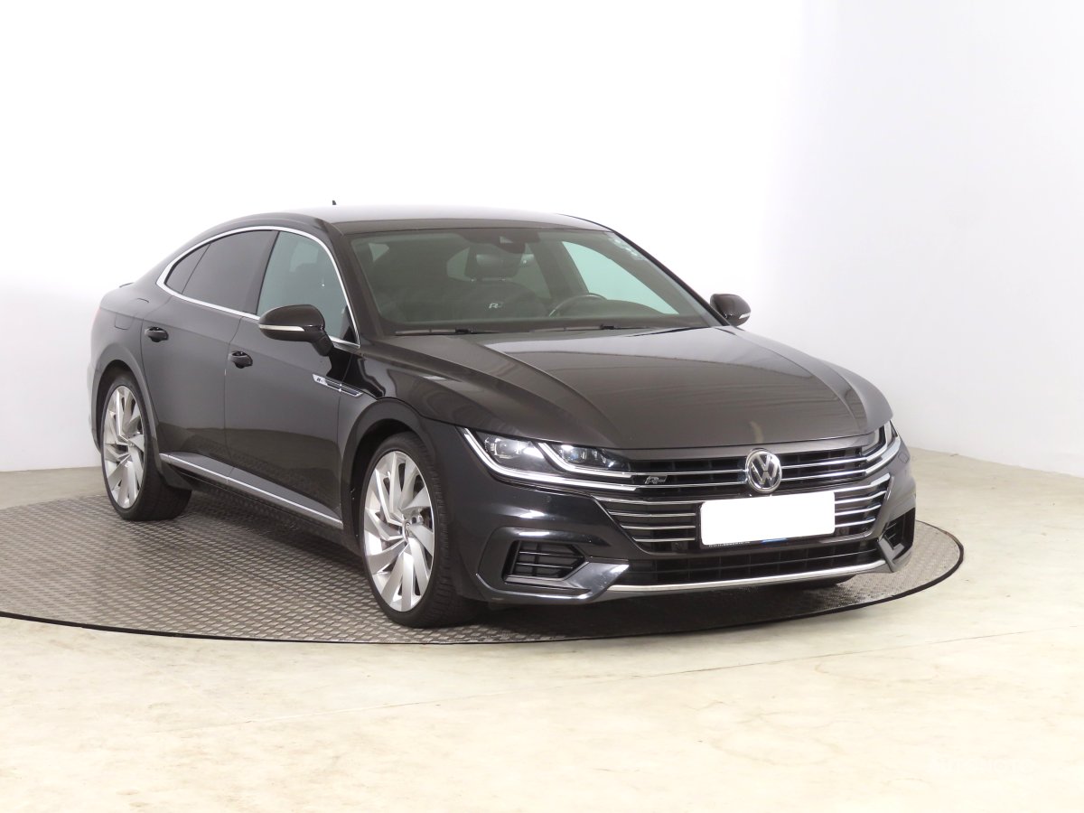 Volkswagen Arteon, 2018 - celkový pohled