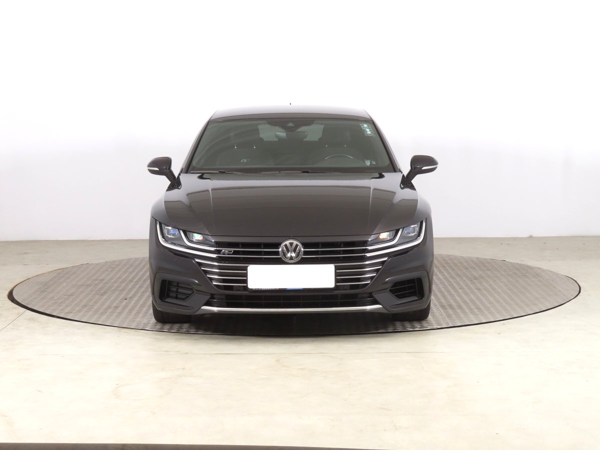 Volkswagen Arteon, 2018 - pohled č. 2