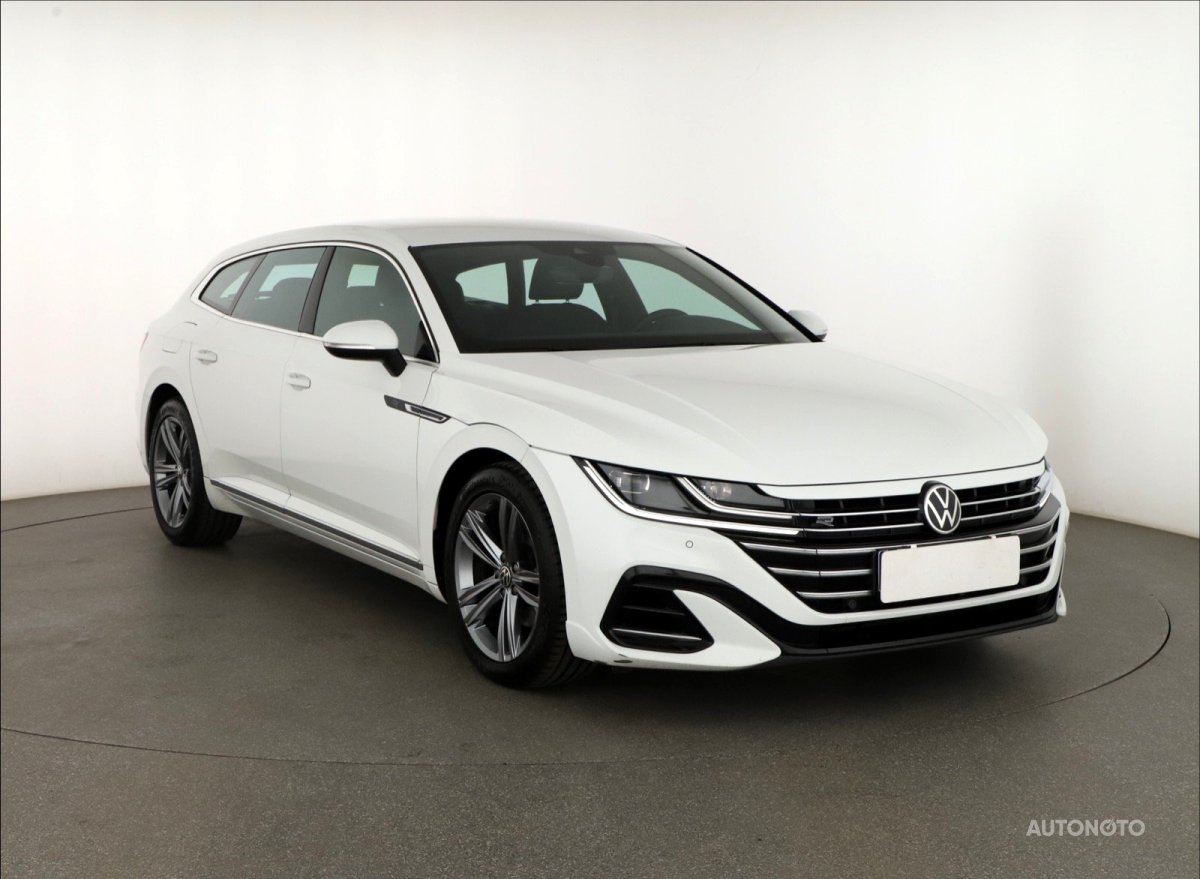 Volkswagen Arteon, 2021 - celkový pohled
