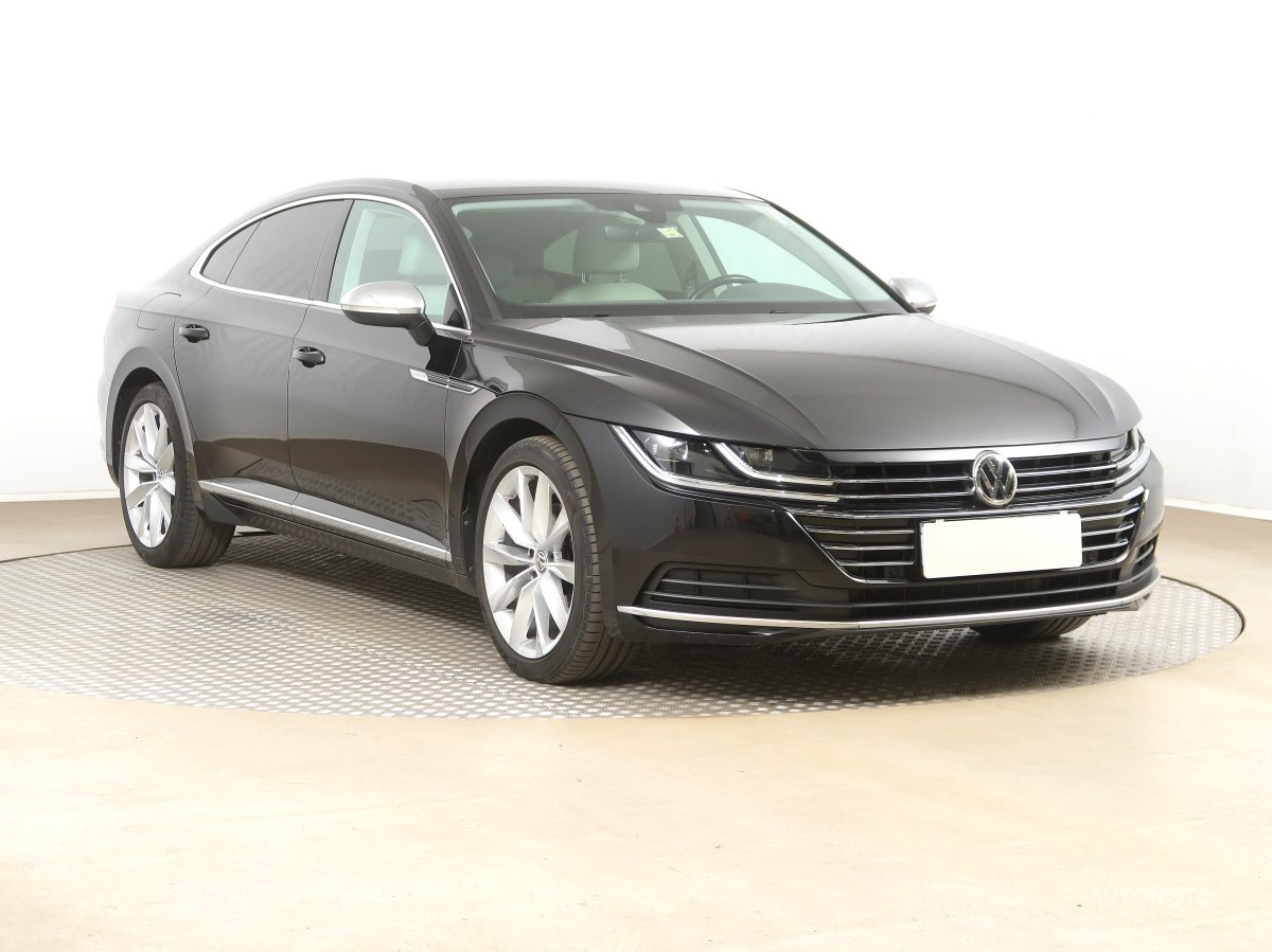 Volkswagen Arteon, 2018 - celkový pohled