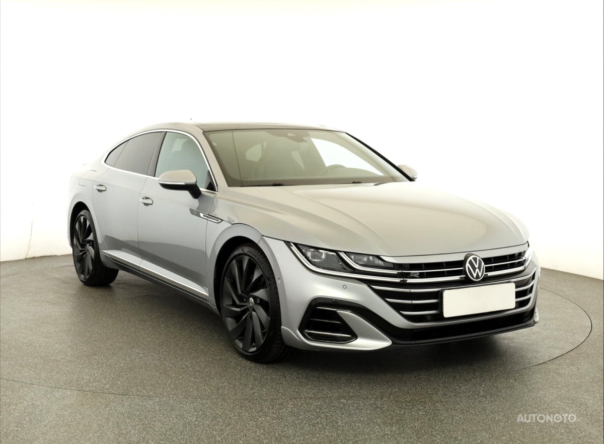 Volkswagen Arteon, 2021 - celkový pohled