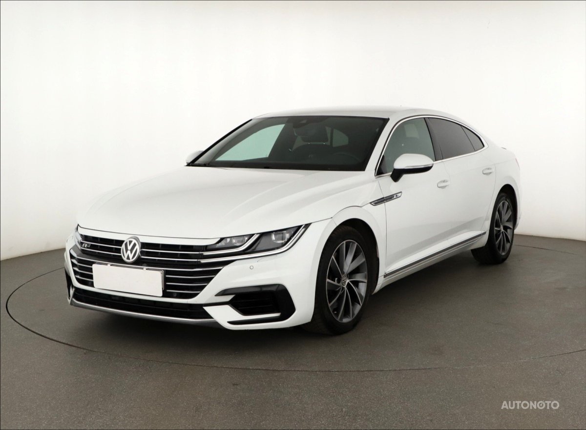 Volkswagen Arteon, 2019 - pohled č. 3