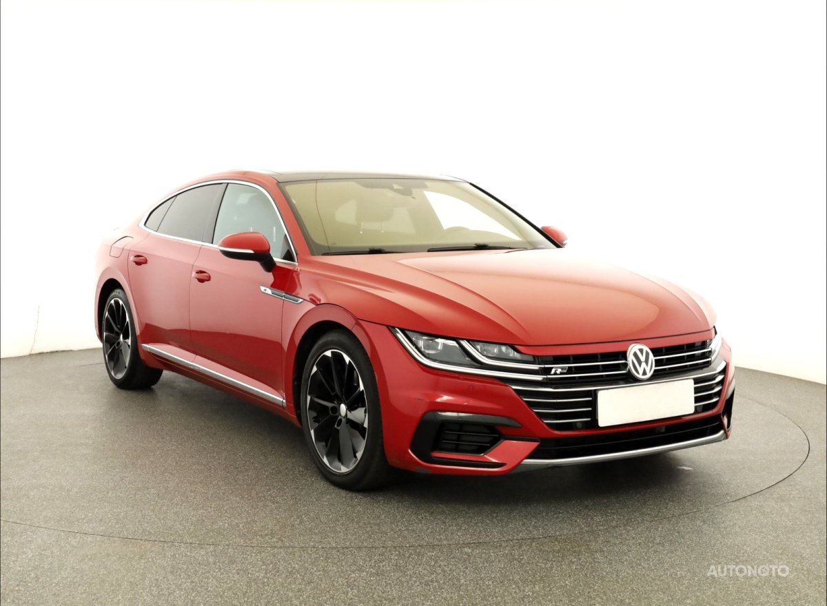 Volkswagen Arteon, 2018 - celkový pohled